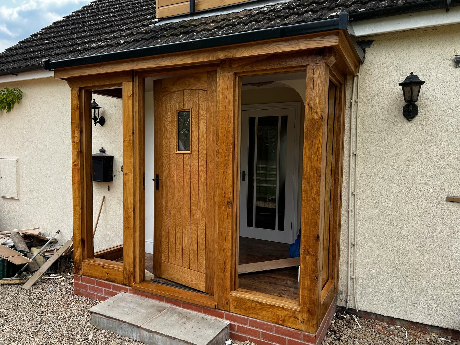 Oak framed entrance porch